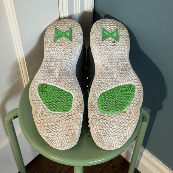 Nike PG 2.5 - Size 10.5 - Picture 5 of 5
